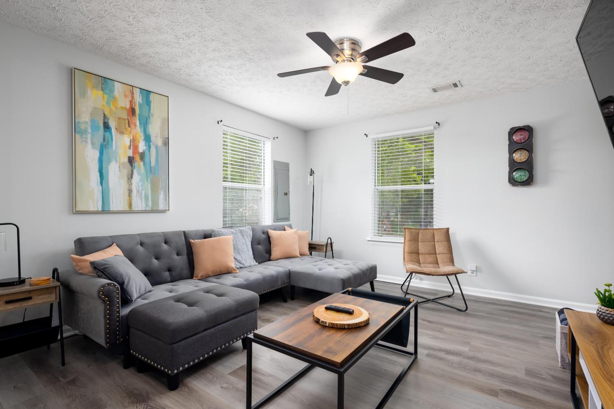 2 Bedroom Ft Moore Retreat Columbus Esterno foto