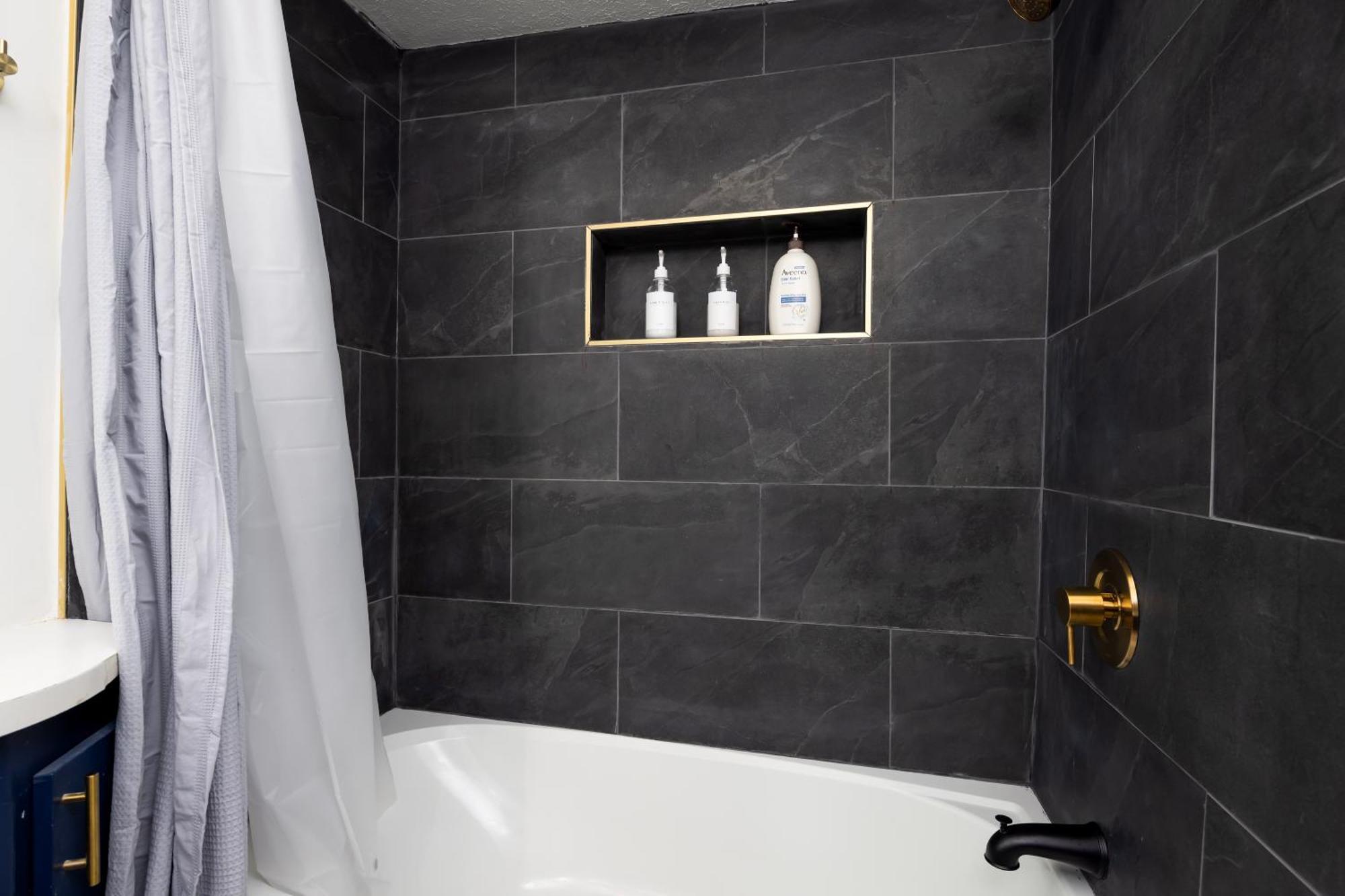 2 Bedroom Ft Moore Retreat Columbus Esterno foto