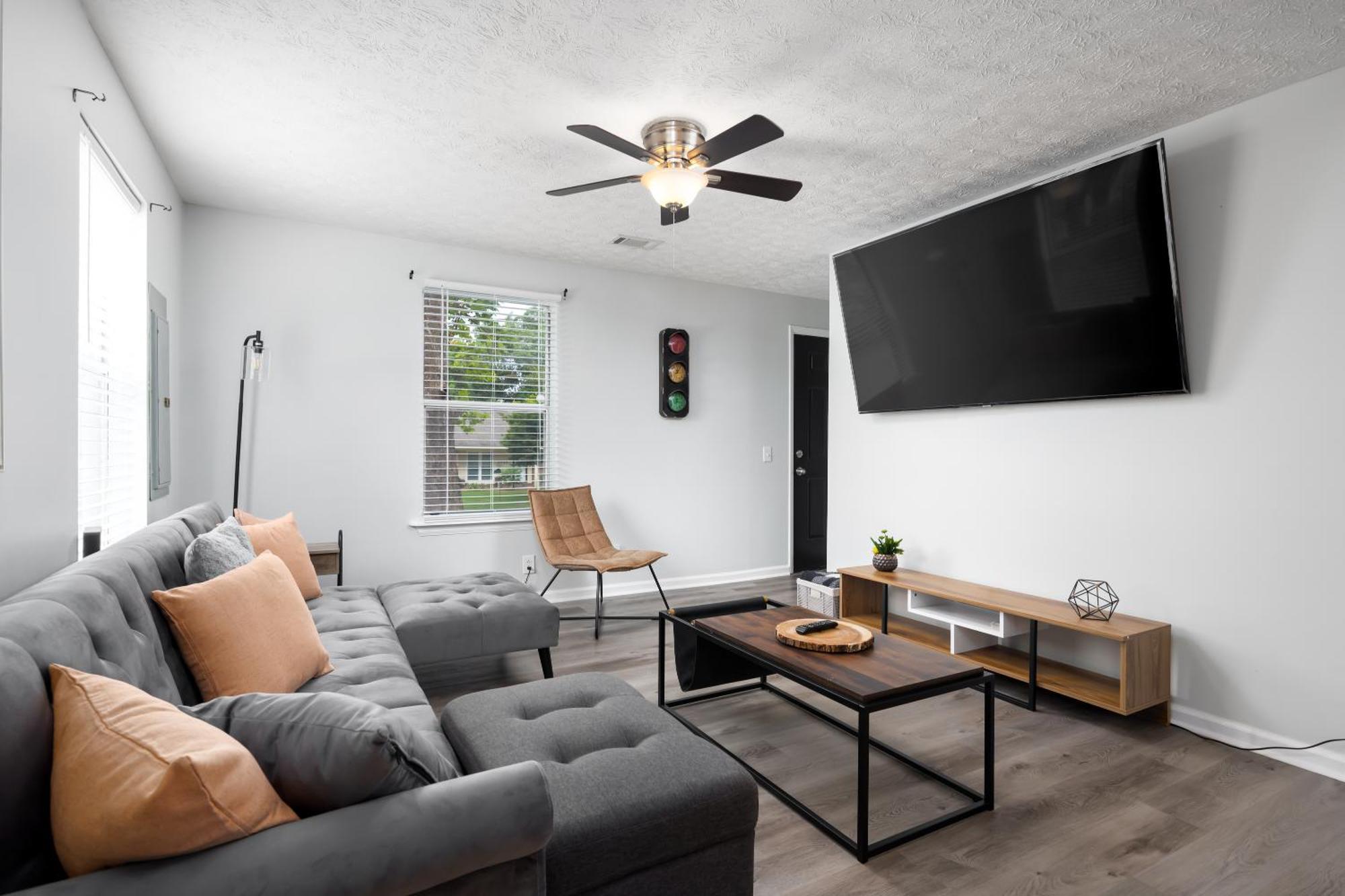 2 Bedroom Ft Moore Retreat Columbus Esterno foto
